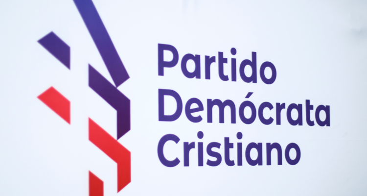 Luis Ruz segura que la DC sigue teniendo “relevancia territorial” pese a perder “cupos importantes”