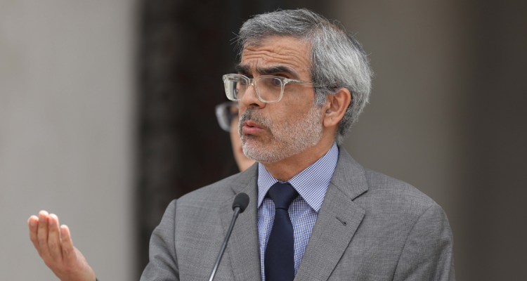 Cordero aseguró que llamada de Tohá a Monsalve no es “ningún privilegio, es un mandato”