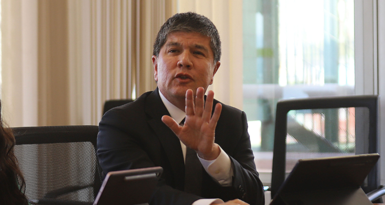 Fiscalía investiga a Monsalve por obstrucción e infracción a Ley de Inteligencia tras revisar cámaras