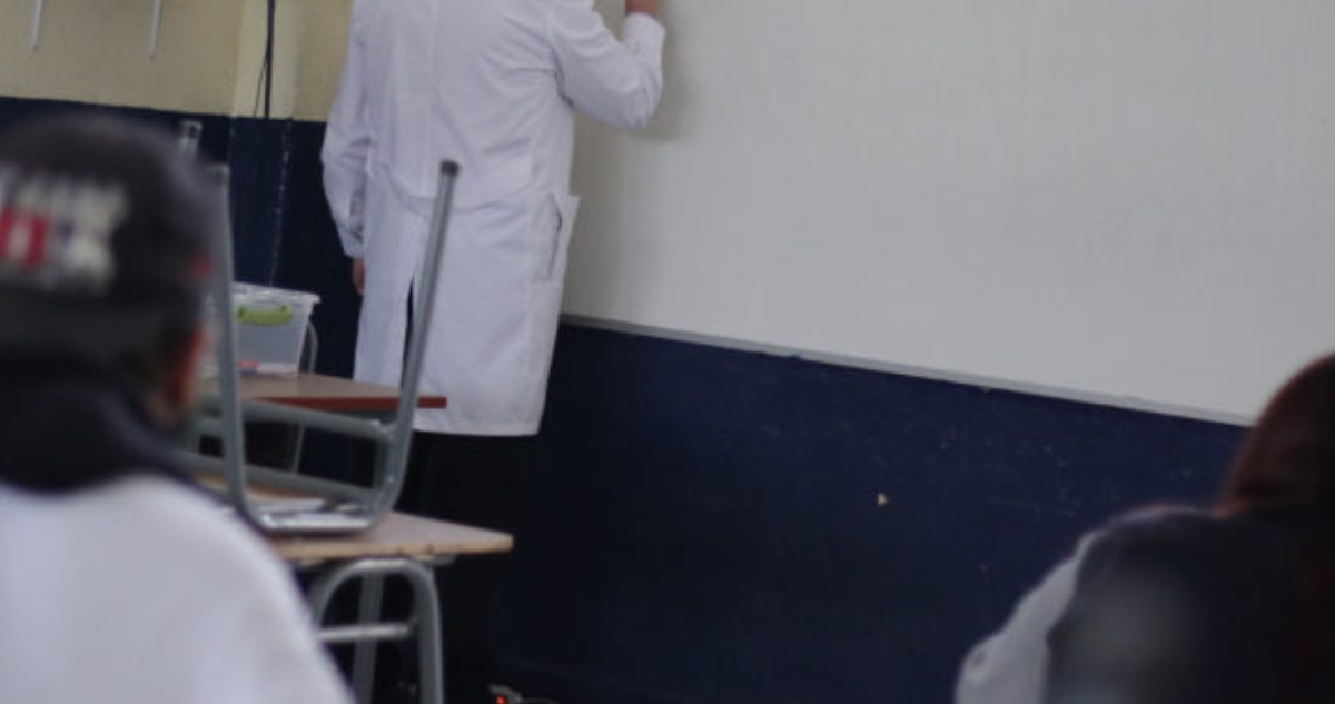 Superintendencia de Educación investiga a profesor bajo efectos del alcohol en Valdivia