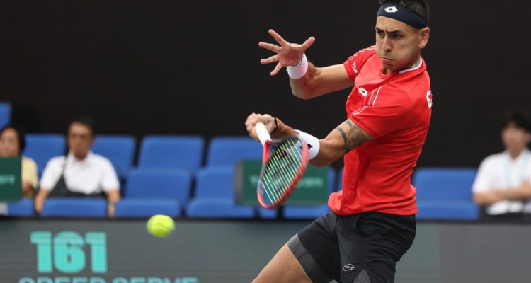 Tabilo venció en Shanghái y cortó “maldición” de primera ronda: Tommy Paul es el siguiente desafío