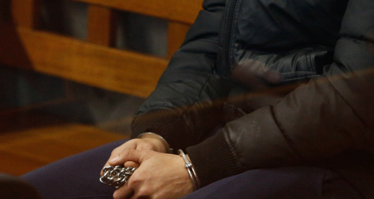 Detienen y dan de baja a carabinero en Valparaíso