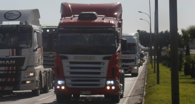 Transportistas paso Samoré