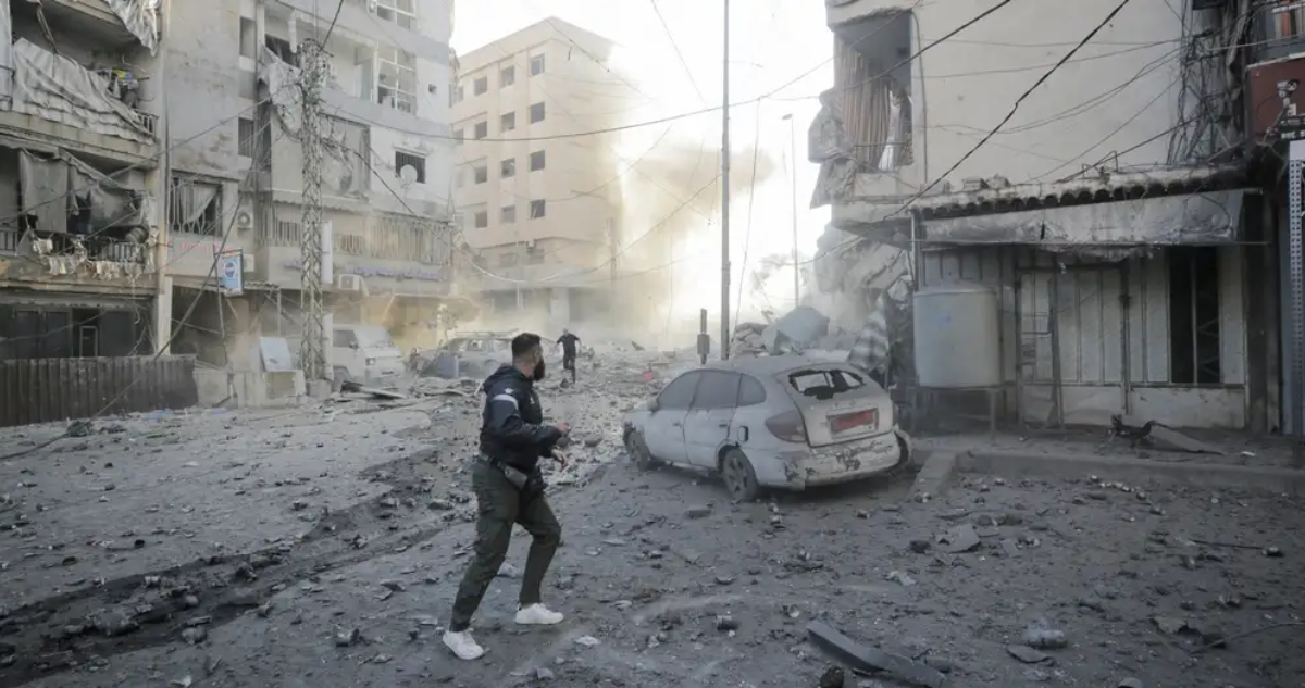 Tendrían que mirar a Gaza y Beirut Israel amenaza a Irán con bombardeos masivos si decide atacar