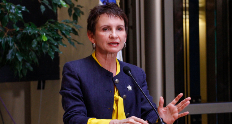 Tohá valora “ejemplar” proceso electoral, pero advierte que el trabajo “no termina contados los votos”