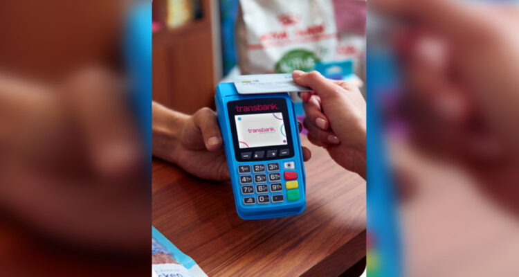 FNE plantea que apliquen a Transbank medidas preventivas para reemplazar su autorregulación tarifaria