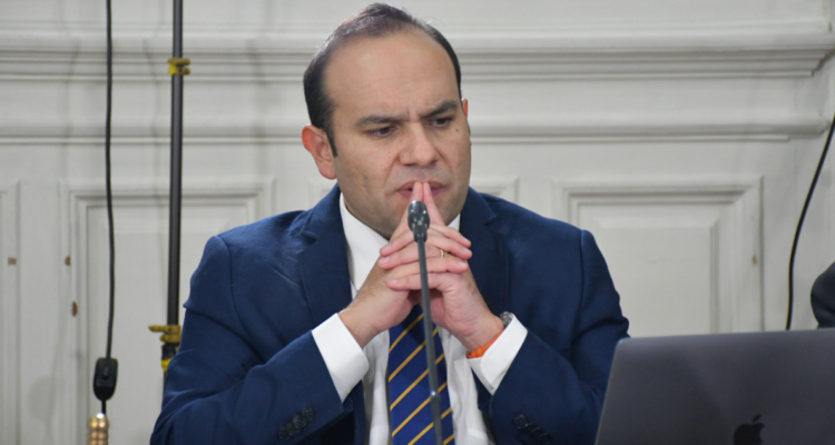 Vicepresidente de la UDI asegura que proyecto fin al CAE no será ley.