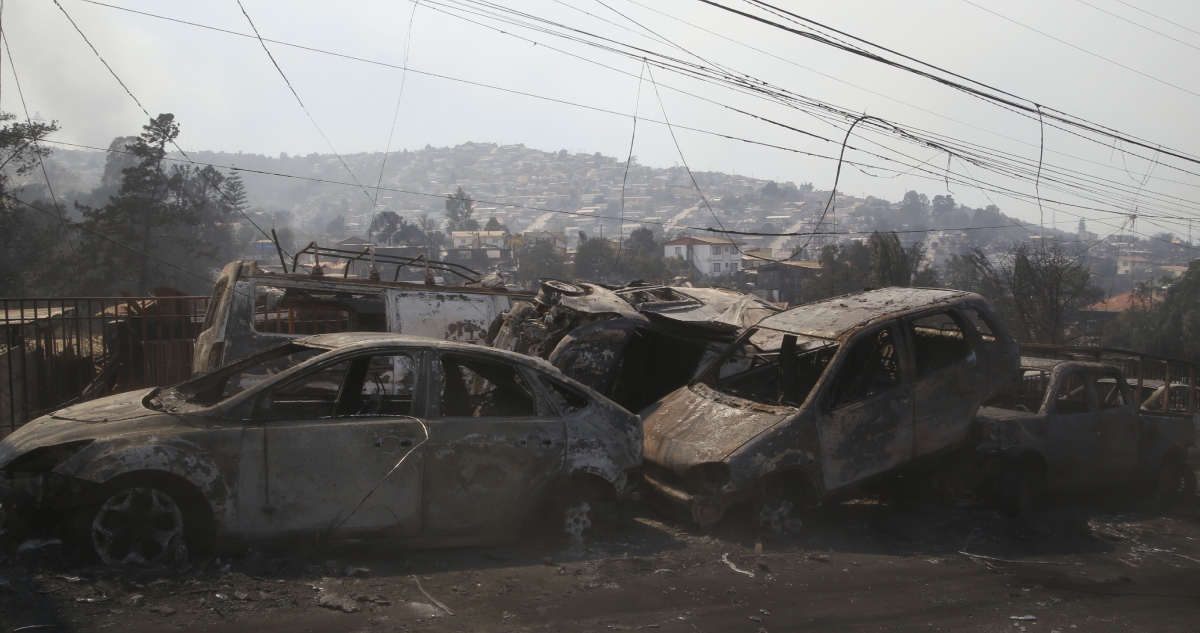 Víctimas fatales de megaincendio en Gran Valparaíso: todavía no entregan todos los cuerpos