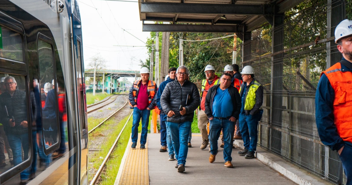 VISITA TÉCNICA DE EMPRESAS INTERESADAS EN CONSTRUIR EXTENSIÓN DE ANDENES DE LA LÍNEA 2