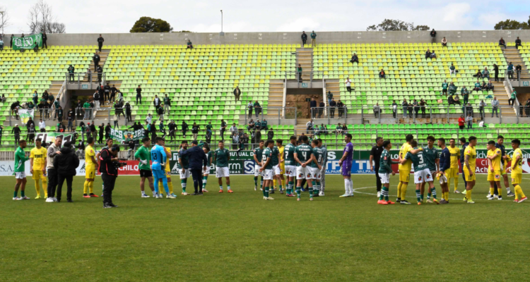 Bochorno total: minutos antes de empezar suspenden duelo entre Wanderers y UdeC en fútbol de Primera B