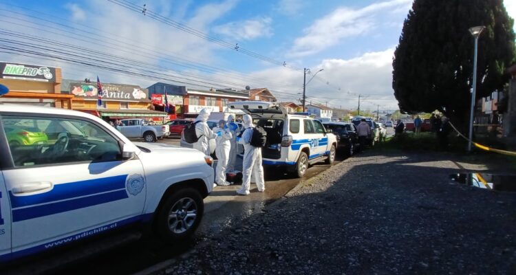 PDI en el lugar iniciando las indagaciones para determinar la causa del siniestro