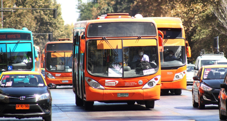 Este domingo comienza a regir nueva alza en tarifa del transporte público en la región Metropolitana