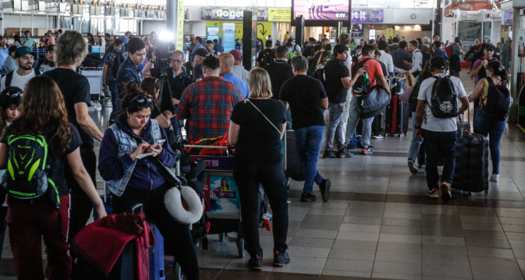 DGAC informa que aeropuertos y aeródromos vuelven a la normalidad tras movilización de funcionarios
