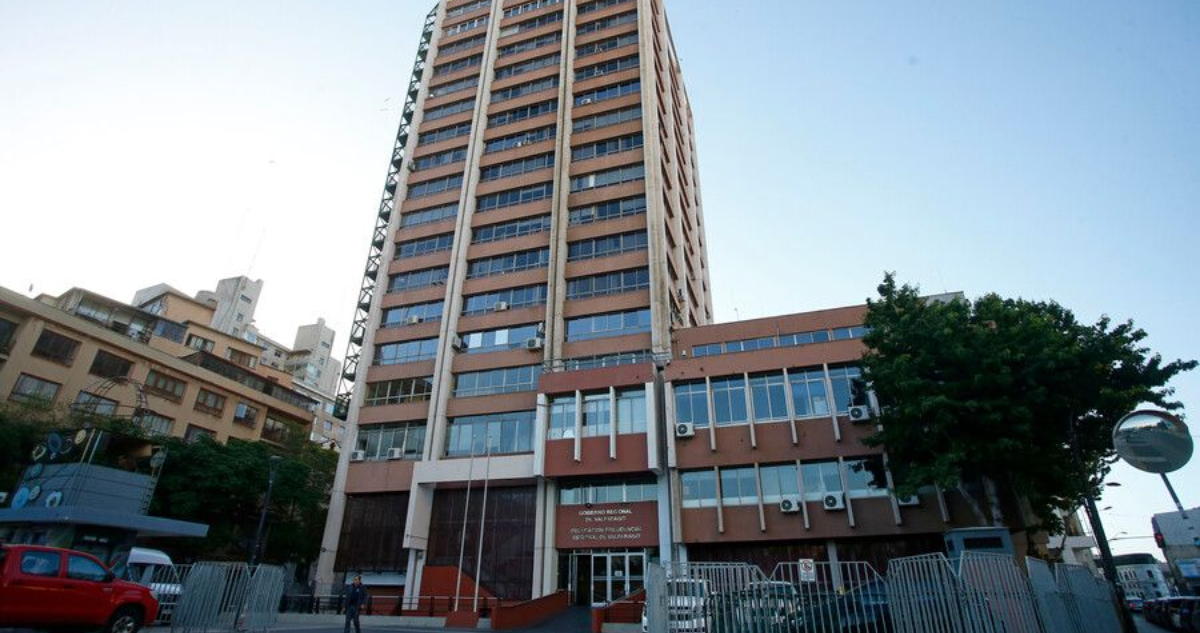 Asociación de Funcionarios del Mideso realizan paro de advertencia por traslado del edificio Esmeralda