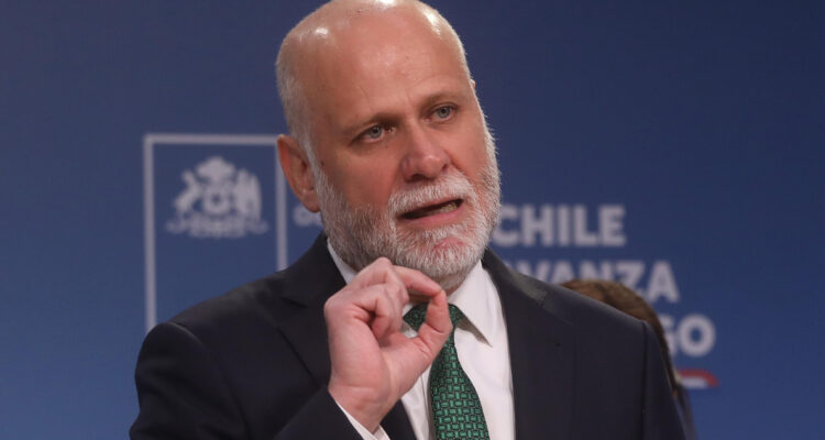 Elizalde critica acusaciones constitucionales contra Tohá y Orellana: “Improcedentes y sin fundamento”