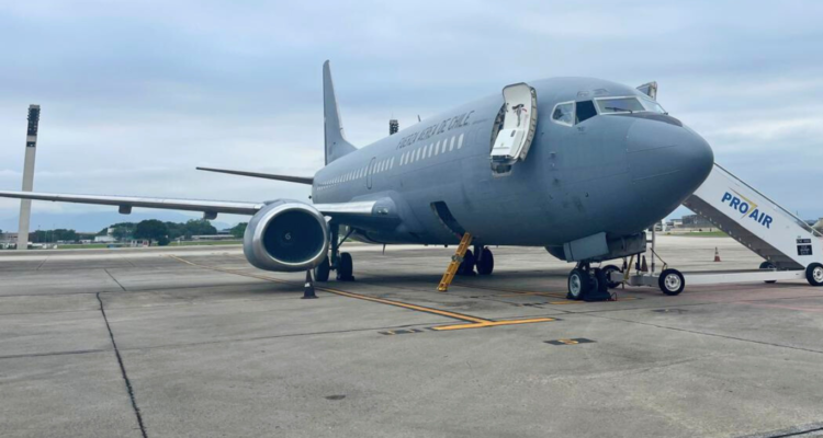 Avión de la FACh que iba a trasladar a Presidente Boric y su comitiva desde Brasil sufre desperfecto