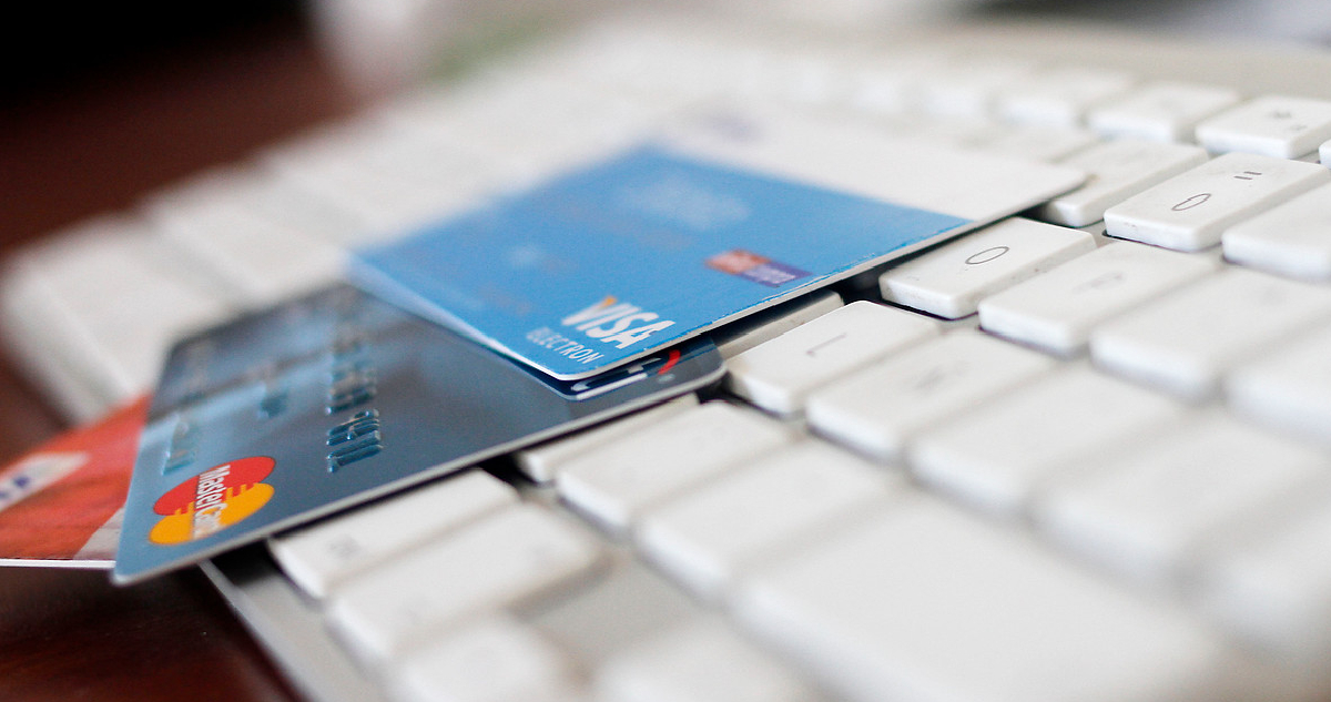A horas del Black Friday: los consejos del Sernac para compras online, garantía y derecho a retracto