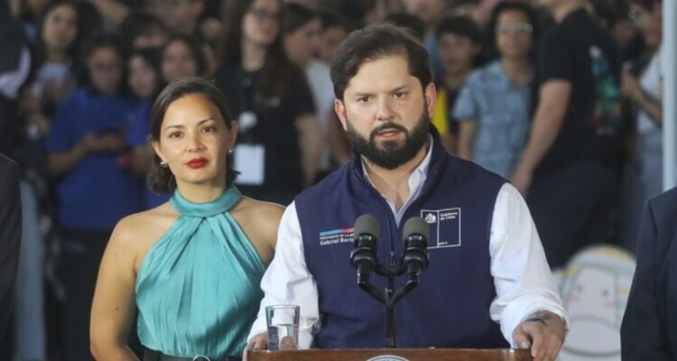 Boric llama a aprobar partida de Cultura en Presupuesto 2025: “No es el vagón final de cola del tren”