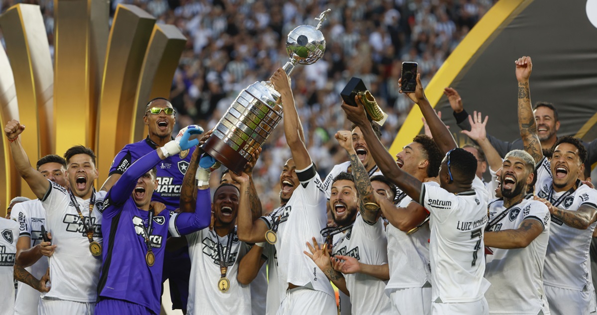 Botafogo conquistó su primera Copa Libertadores tras vencer a Atlético Mineiro.