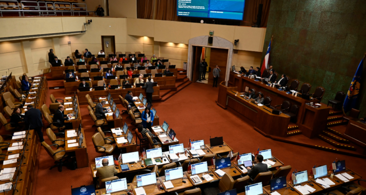 Republicanos proponen añadir baja en cantidad de diputados en proyecto de reforma al sistema político