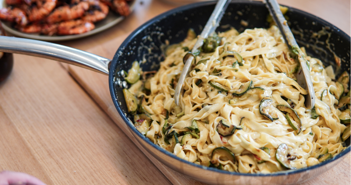 Pastas con salsa de champiñones en referencia a trucos para cocer pasta en casa