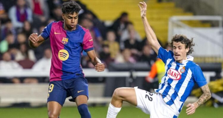 Carlos Romero lamentó verse obligado a jugar por Espanyol contra Barcelona en España