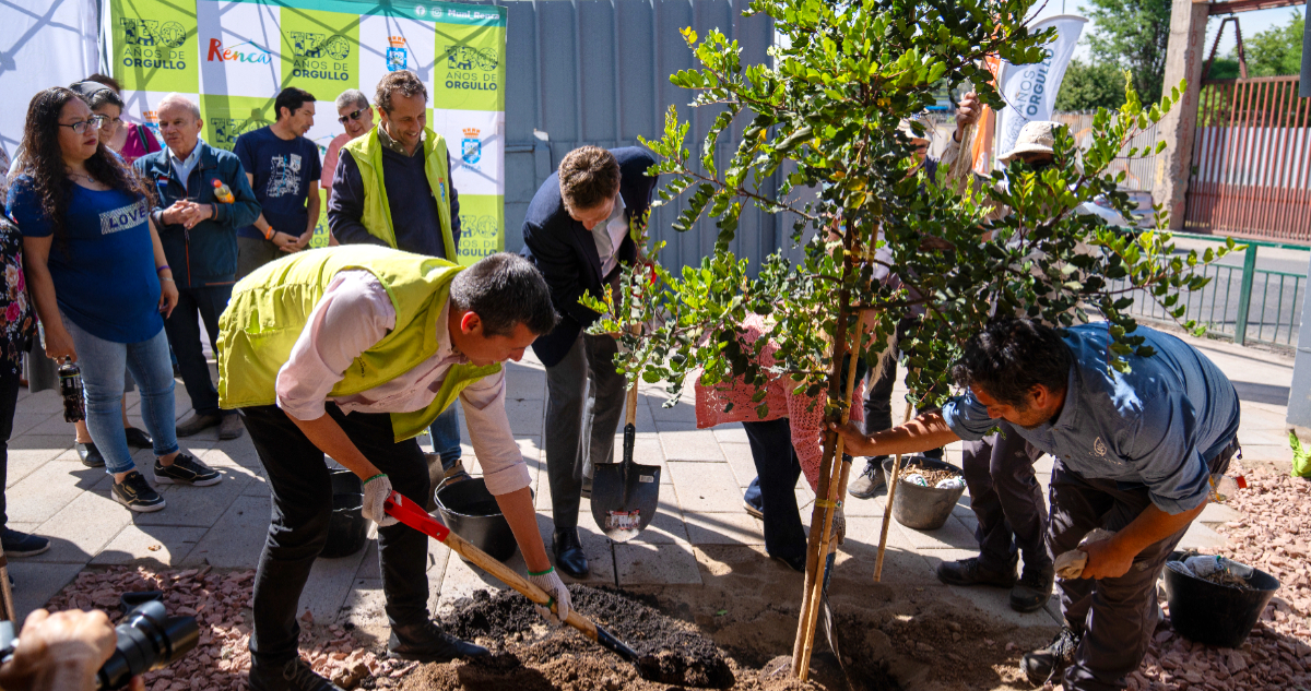 Municipalidad de Renca y CCU inauguran acceso a Cerro Colorado tras inversión de $210 millones