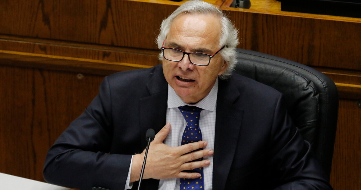 Chadwick declara por segunda vez ante Fiscalía en calidad de imputado