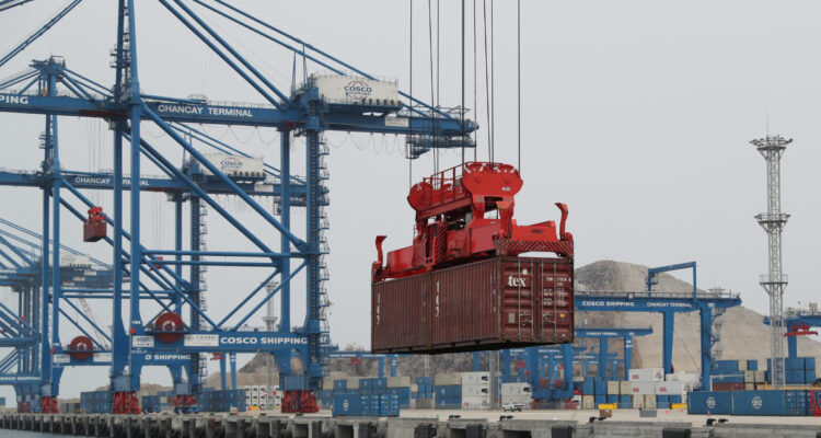 Las “lecciones” que debe sacar Chile tras inauguración de mega puerto peruano de Chancay