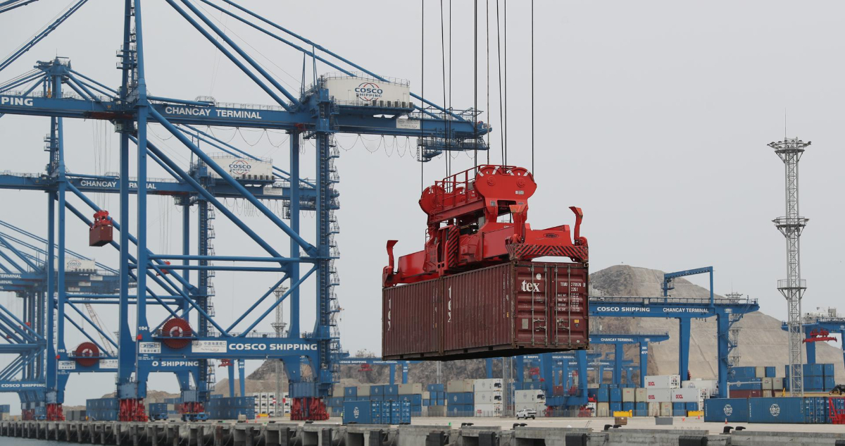 Las “lecciones” que debe sacar Chile tras inauguración de mega puerto peruano de Chancay