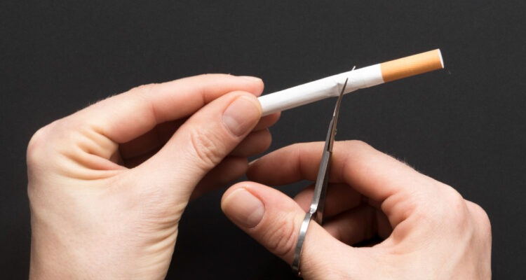 Imagen de un cigarro para ilustrar noticia sobre el fármaco vareniclina