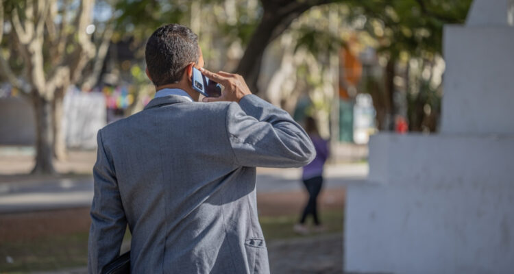 Claro marca fuerte alza en portabilidad en 2024: “Clientes evidencian la mejora de red y servicios”