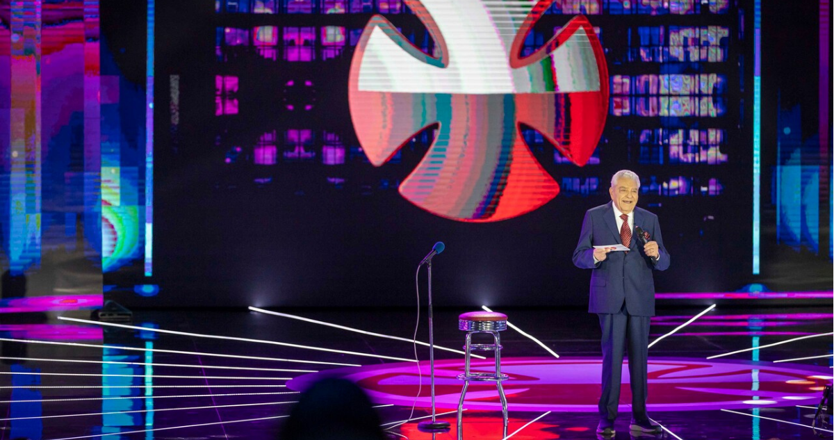 Don Francisco animando la Teletón 2024 en referencia a nuevo computo