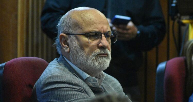 Concejales piden destituir a alcalde subrogante de Villarrica