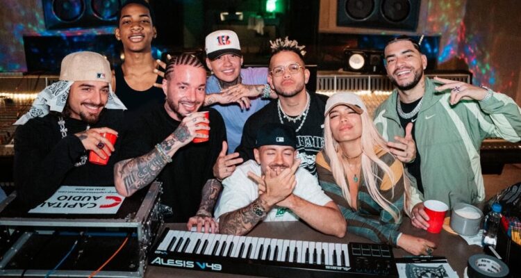 Congresistas colombianos proponen capacitación en derechos infantiles para Karol G y autores de “+57”