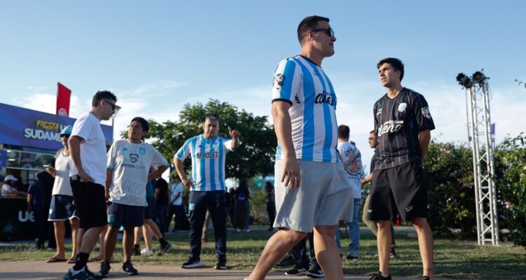 Conmebol anula más de 900 entradas adquiridas por hinchas de Racing para final de Copa Sudamericana