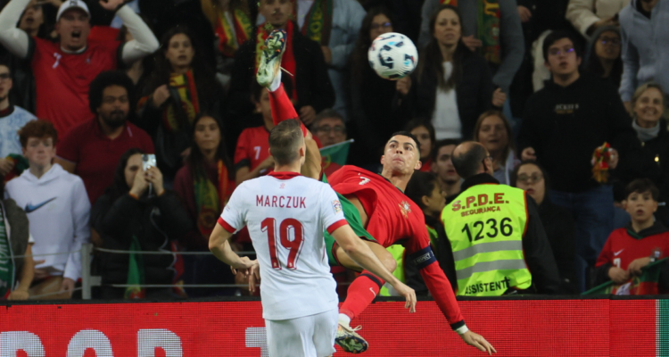 “Sólo quiero seguir disfrutando”: Cristiano evita hablar de retiro luego de llegar a los 910 goles