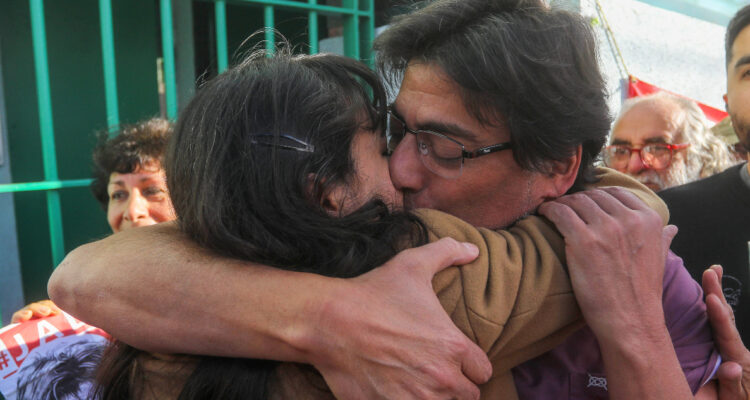 Daniel Jadue contrae matrimonio en medio de su arresto domiciliario en La Reina