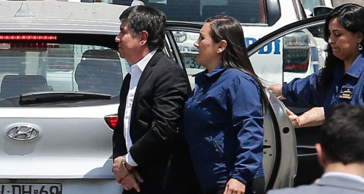 “Este hombre poderoso al fin enfrenta la justicia”: oposición valora detención de Manuel Monsalve