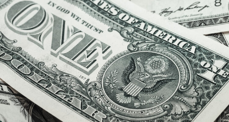 Tras conocerse una serie de datos clave en Estados Unidos: el dólar retrocede con ligeras caídas