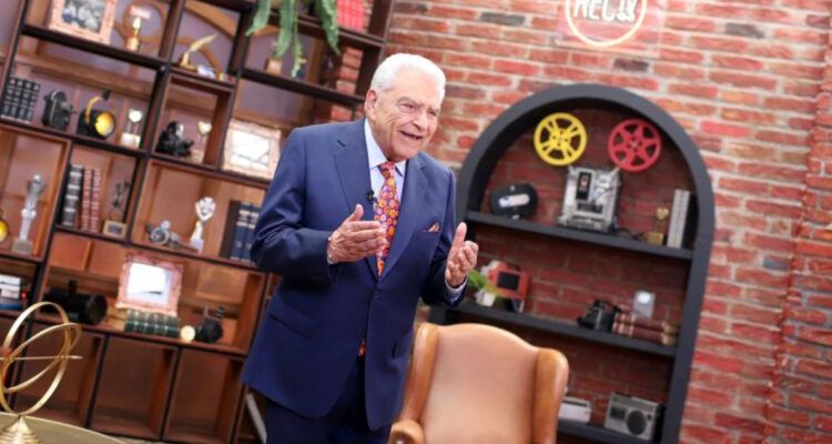 Don Francisco vuelve a la TV con nostálgico programa