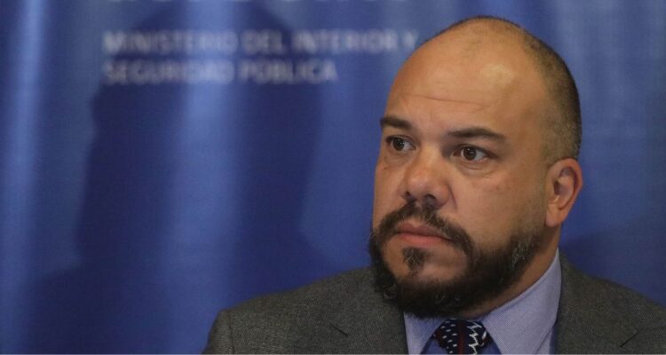 Eduardo Vergara y otros cuatro subsecretarios dejan su cargo