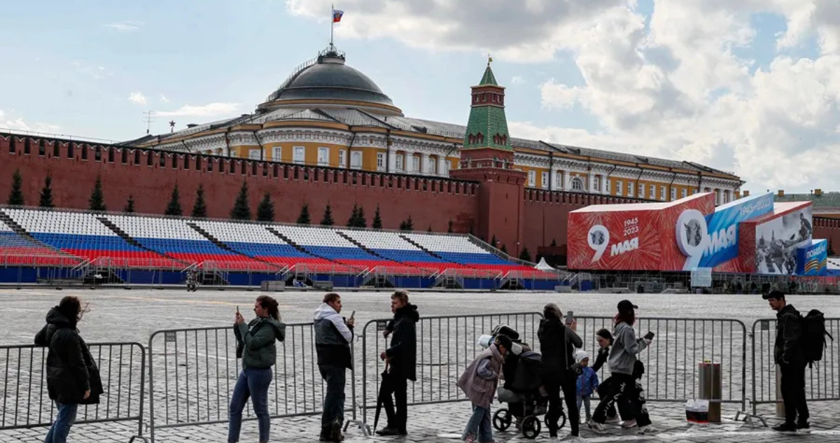 Rusia repele ataque de más de 30 drones ucranianos contra Moscú: obligó a cerrar aeropuertos