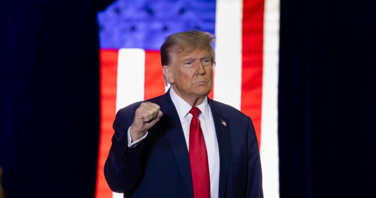 Juez pospone sentencia contra Donald Trump por caso Stormy Daniels