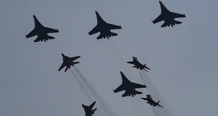 China y Rusia realizan ejercicios en espacio aéreo relevante sobre el mar de Japón