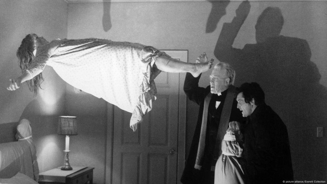 "El Exorcista" transformó para siempre la imagen del tablero, convirtiéndolo en un símbolo de terror 