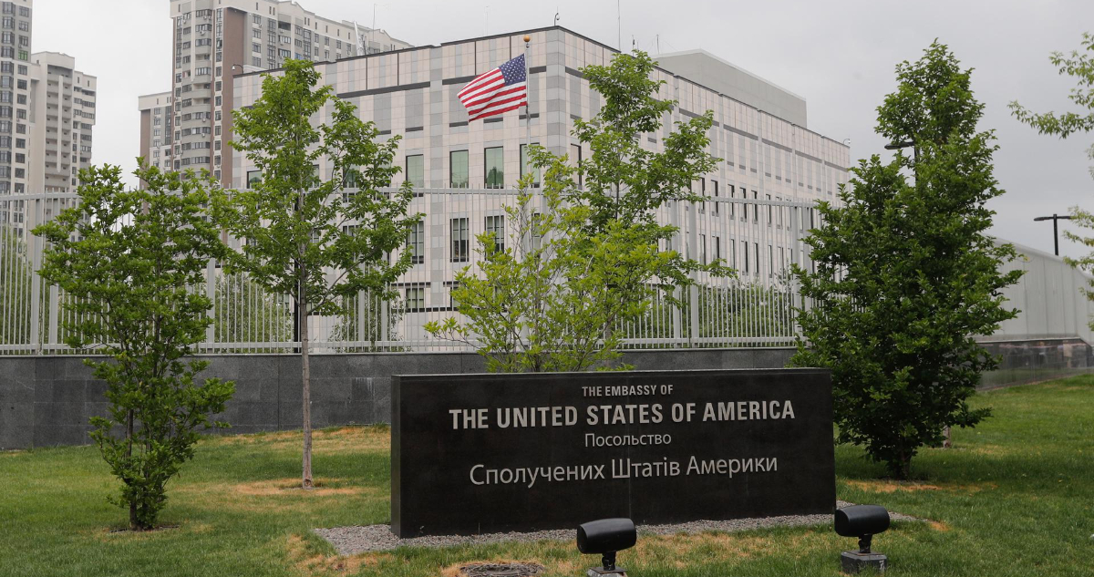 Cierra embajada de Estados Unidos en Kiev por posible ataque “masivo”
