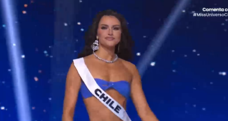Emilia Dides Top 12 en Miss Universo