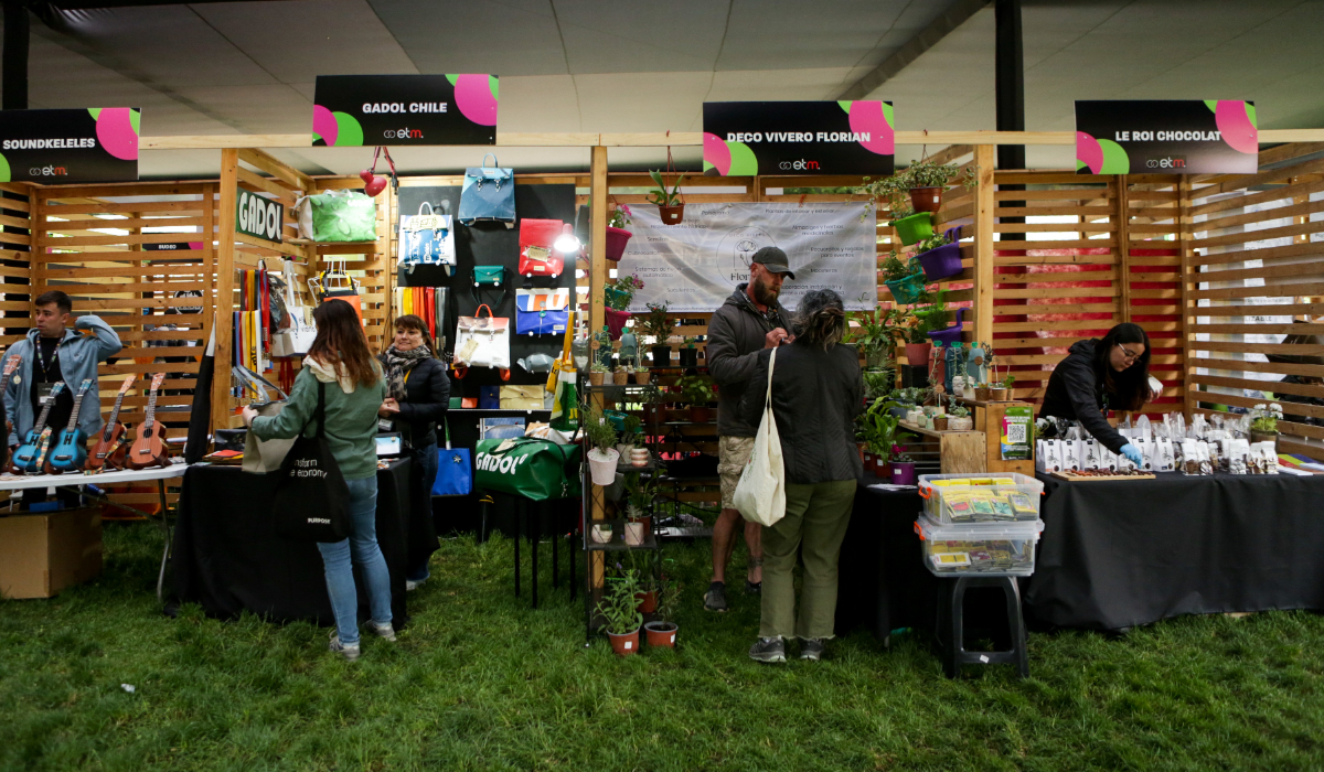 Stand de emprendedores en EtMday