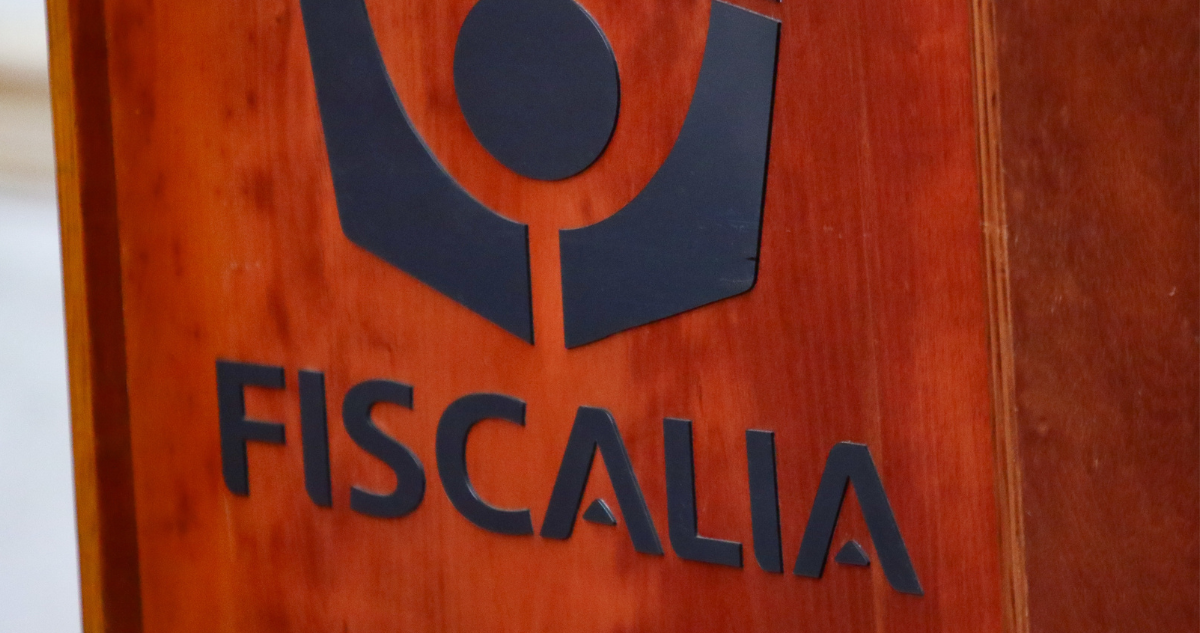 Logo de Fiscalía por prisión preventiva solicitada contra acusados de integrar red de robo de madera